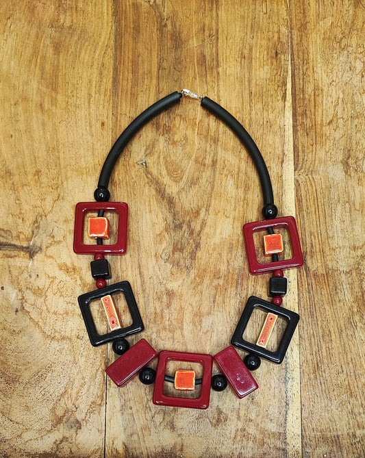 Collana " QUADROTTA"